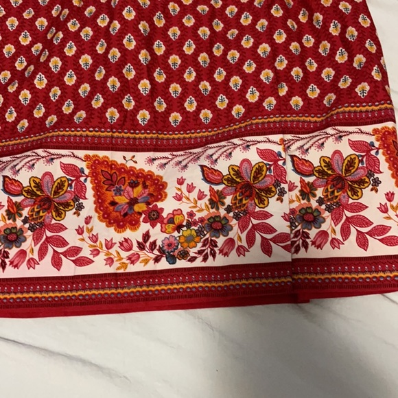 SALE 3 for $15 Patterned wrap skirt - Picture 2 of 7